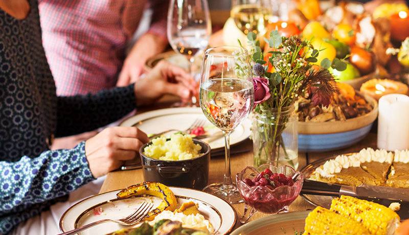 Četiri savjeta kako ne prejesti se za blagdanskim stolom